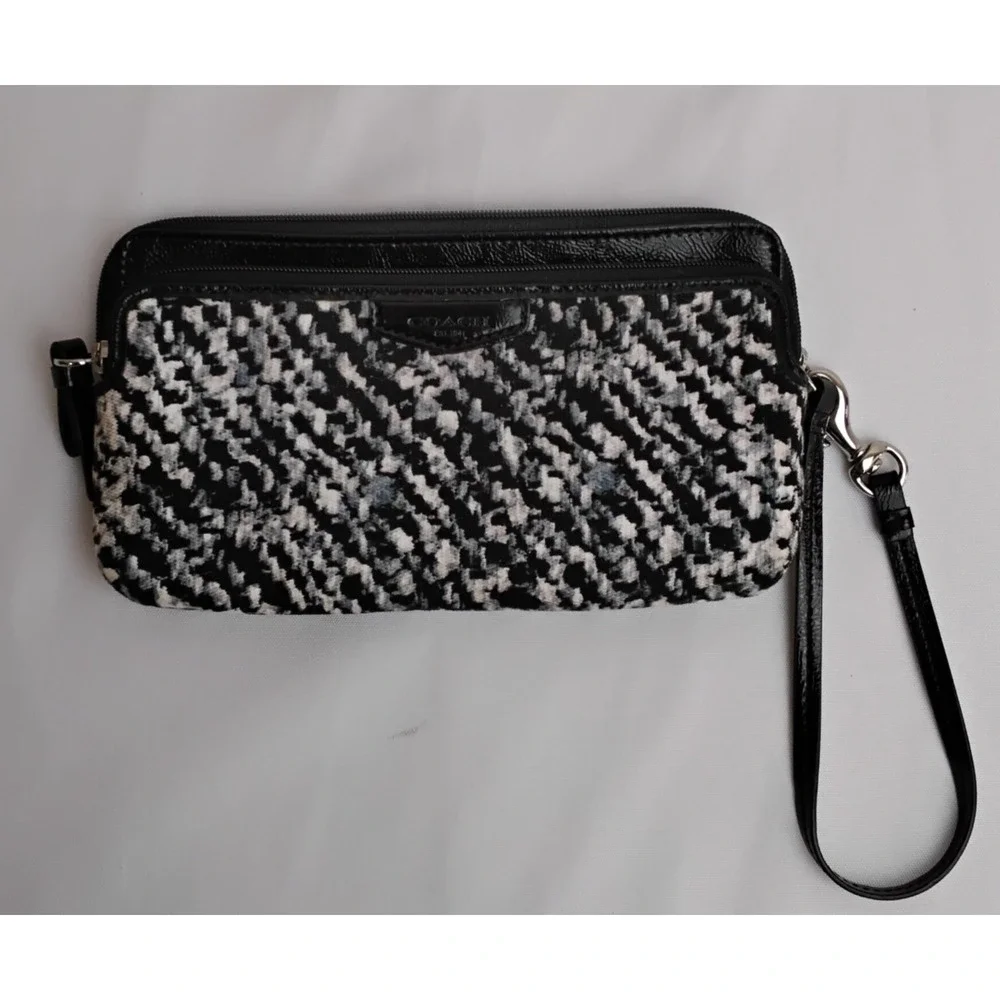 Coach Donegal Double Zip Medium Wristlet Black/White Leather Trim #J5867